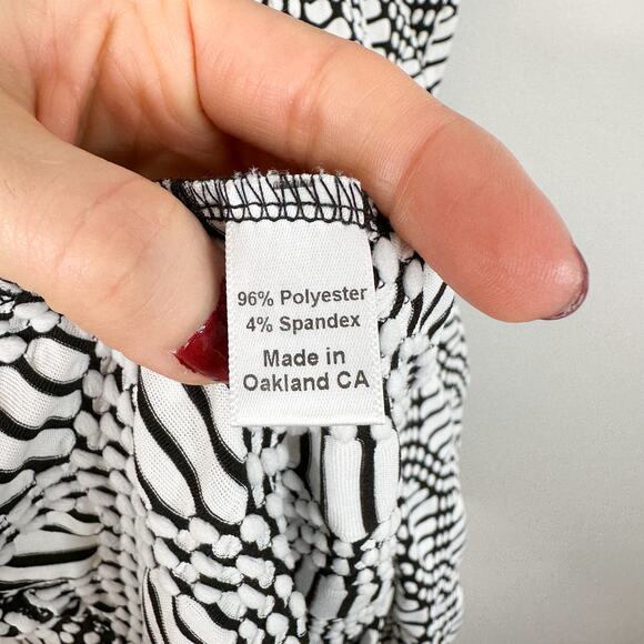 Lesley Evers White & Black Textured Pattern A-Line Half Sleeve Dress - Picture 6 of 7